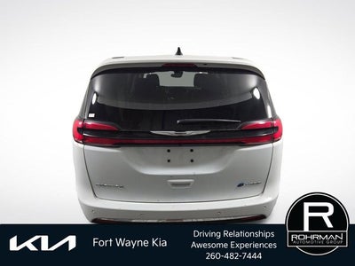 2024 Chrysler Pacifica Hybrid Select