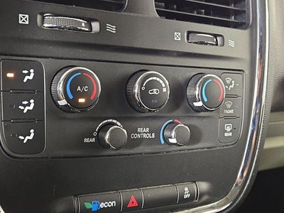 2015 Dodge Grand Caravan SE
