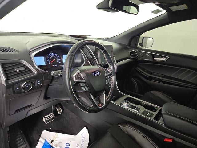 2021 Ford Edge ST