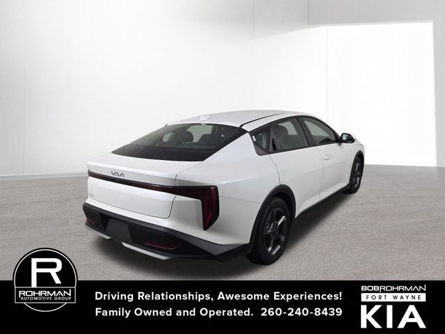 2025 Kia K4 LXS