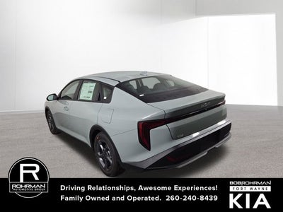 2026 Kia K4 LXS