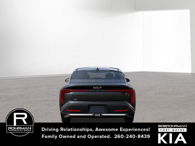 2026 Kia K4 LXS