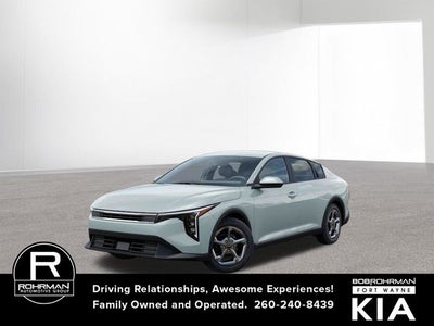 2026 Kia K4 LXS