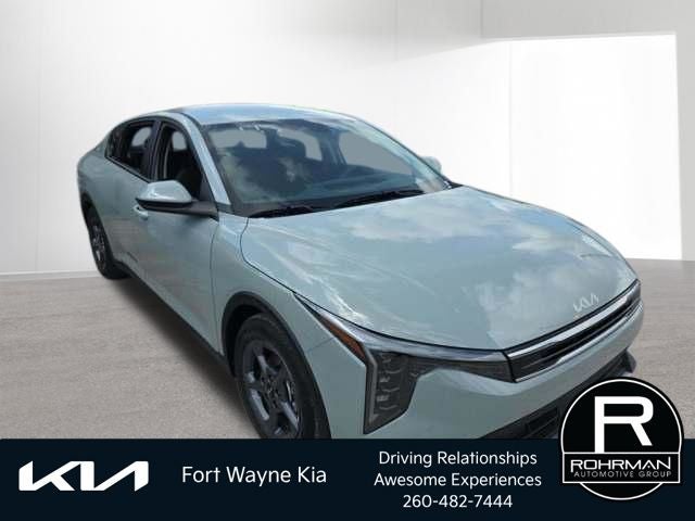 2026 Kia K4 LXS