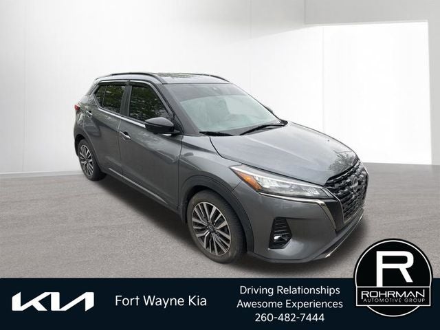 2023 Nissan Kicks SR