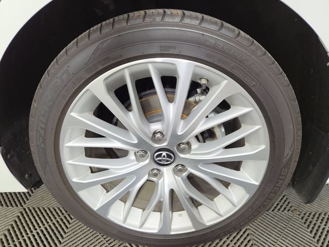 2019 Toyota Camry XLE