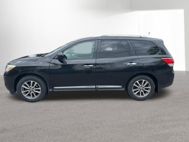 2016 Nissan Pathfinder SL