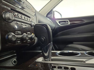 2016 Nissan Pathfinder SL
