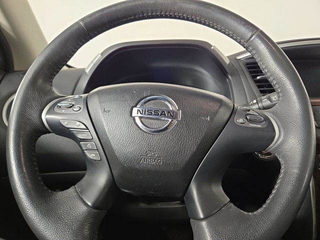 2016 Nissan Pathfinder SL