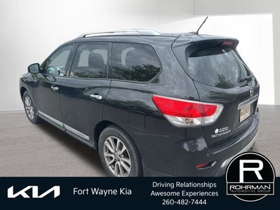 2016 Nissan Pathfinder SL