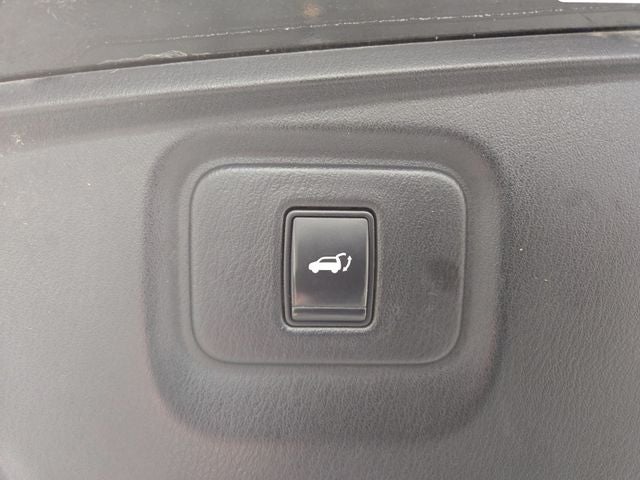 2016 Nissan Pathfinder SL