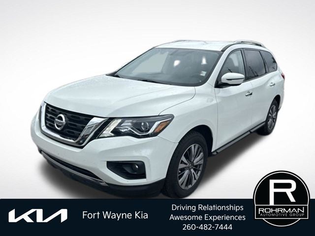 2019 Nissan Pathfinder SV