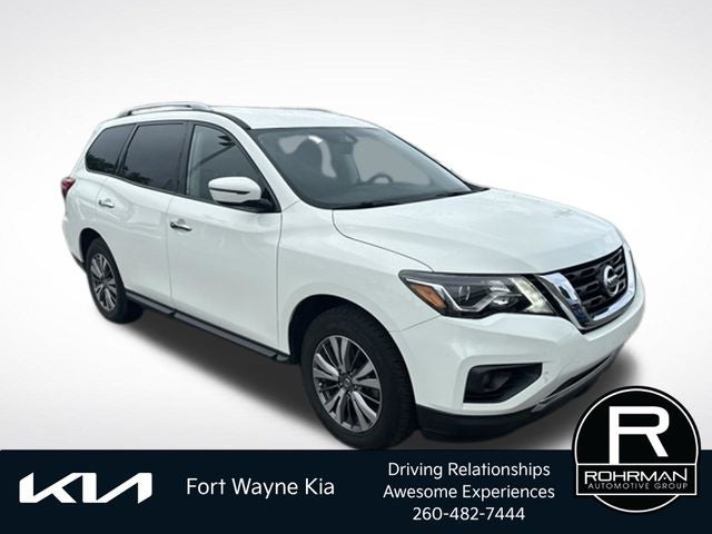 2019 Nissan Pathfinder SV