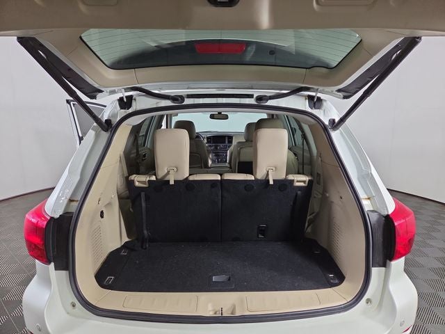 2018 Nissan Pathfinder SL