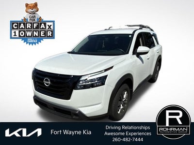 2025 Nissan Pathfinder SV