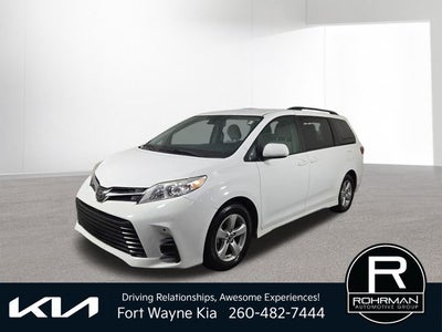 2018 Toyota Sienna LE 8 Passenger