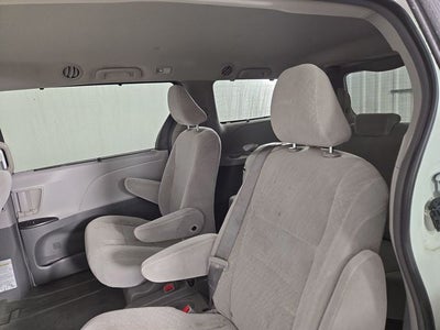2018 Toyota Sienna LE 8 Passenger