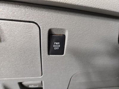 2018 Toyota Sienna LE 8 Passenger