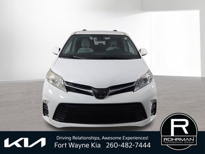 2018 Toyota Sienna LE 8 Passenger