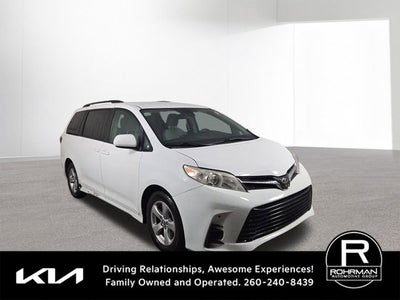 2018 Toyota Sienna LE 8 Passenger