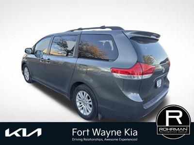 2012 Toyota Sienna XLE 8 Passenger