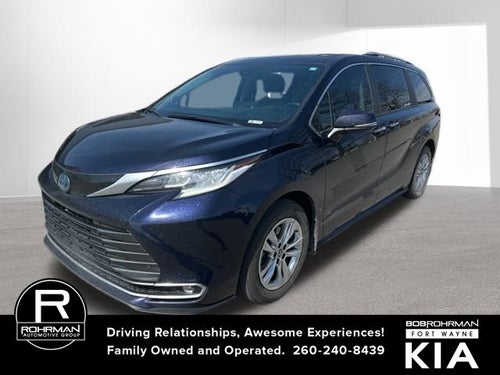 2023 Toyota Sienna Limited 7 Passenger