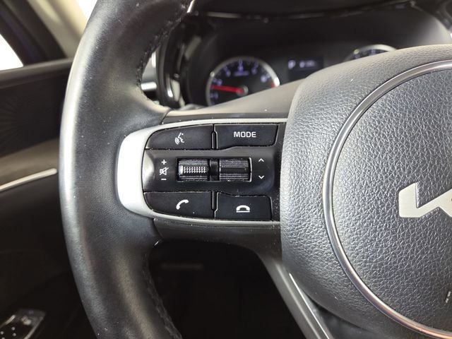 2022 Kia K5 EX