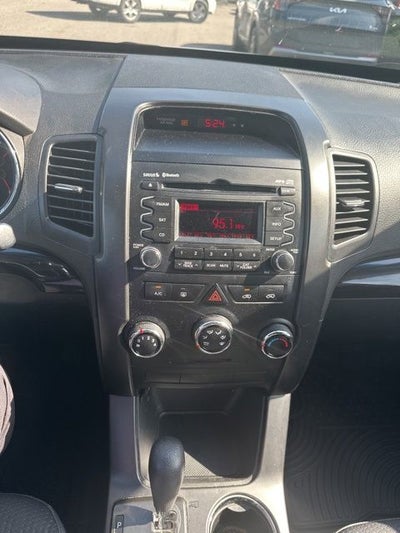 2011 Kia Sorento LX