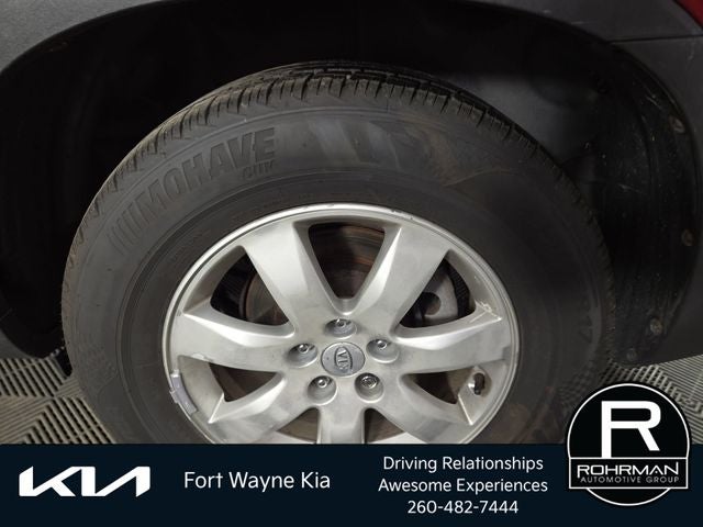 2011 Kia Sorento LX
