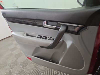 2011 Kia Sorento LX