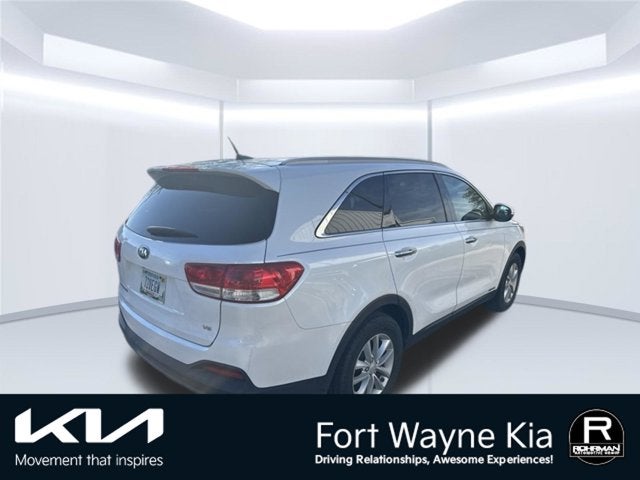 2016 Kia Sorento LX