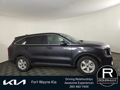 2025 Kia Sorento LX