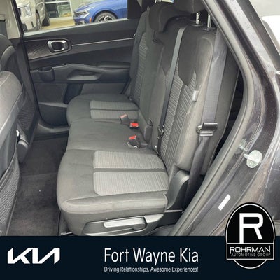 2025 Kia Sorento LX