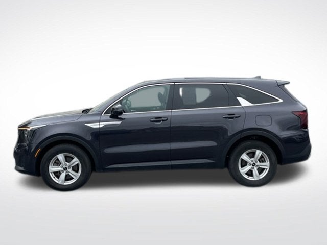 2025 Kia Sorento LX