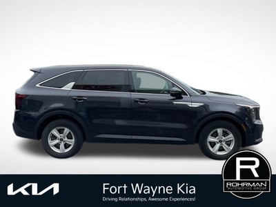 2025 Kia Sorento LX