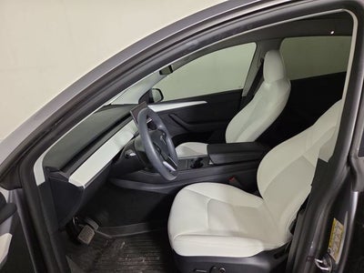 2025 Tesla Model Y Long Range