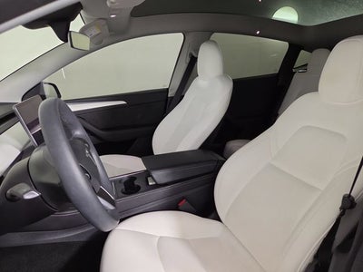 2025 Tesla Model Y Long Range