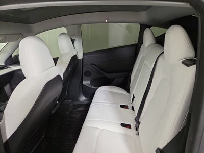 2025 Tesla Model Y Long Range