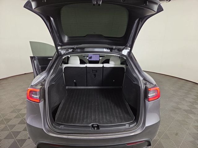 2025 Tesla Model Y Long Range