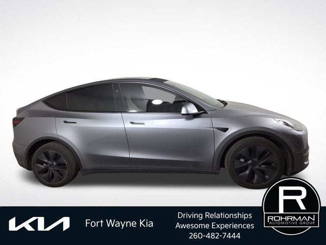 2025 Tesla Model Y Long Range