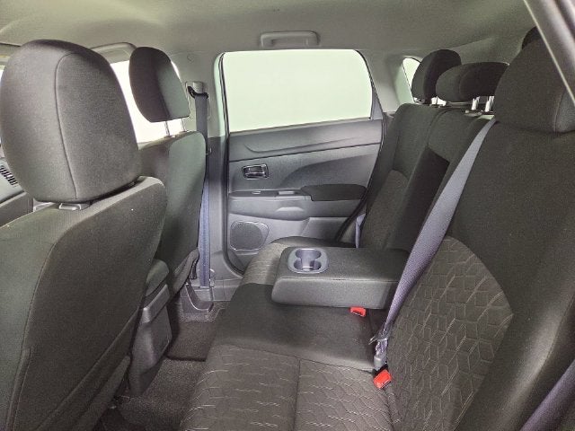 2025 Mitsubishi Outlander Sport S