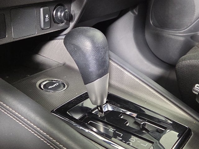 2025 Mitsubishi Outlander Sport S