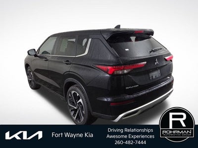 2024 Mitsubishi Outlander SE