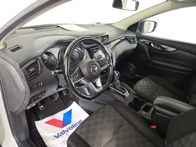 2017 Nissan Rogue Sport SV