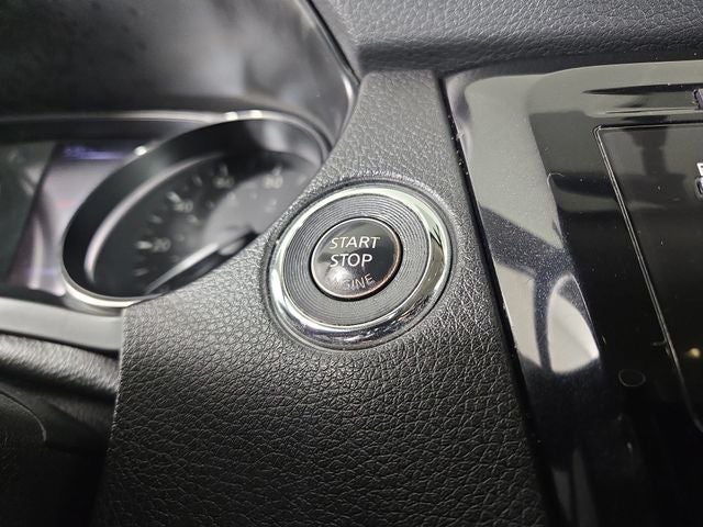 2017 Nissan Rogue Sport SV