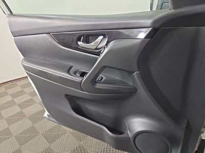 2017 Nissan Rogue Sport SV