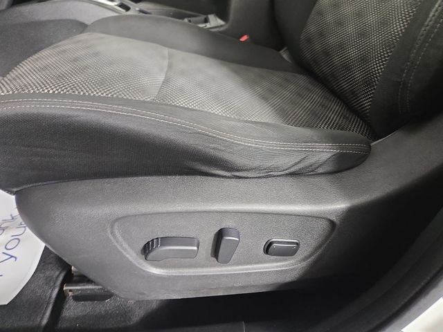2017 Nissan Rogue Sport SV
