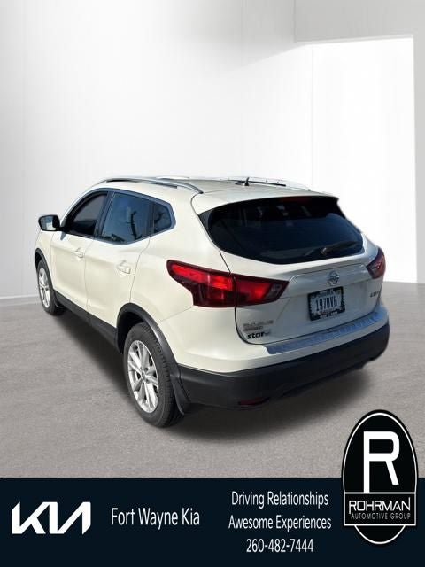 2017 Nissan Rogue Sport SV