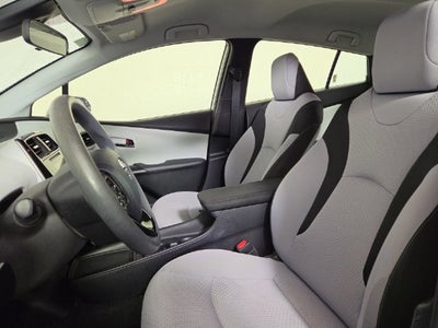 2019 Toyota Prius LE