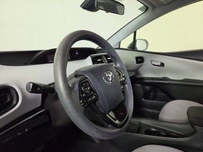 2019 Toyota Prius LE
